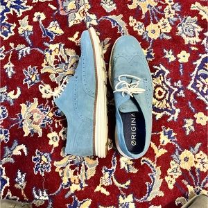 Mens blue suede oxfords, size 10 in good condition